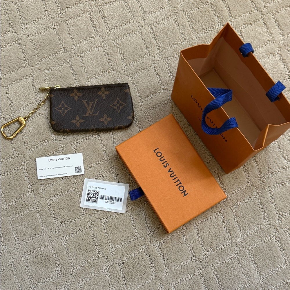 Authentic Louis Vuitton Key Pouch